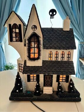 Stunning and RARE KD Vintage Halloween Victorian Manor.